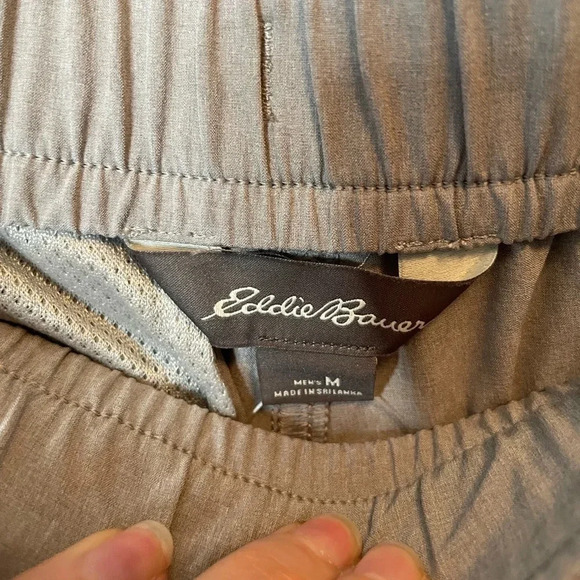 Eddie Bauer mens gray athletic shorts size medium - Picture 4 of 6